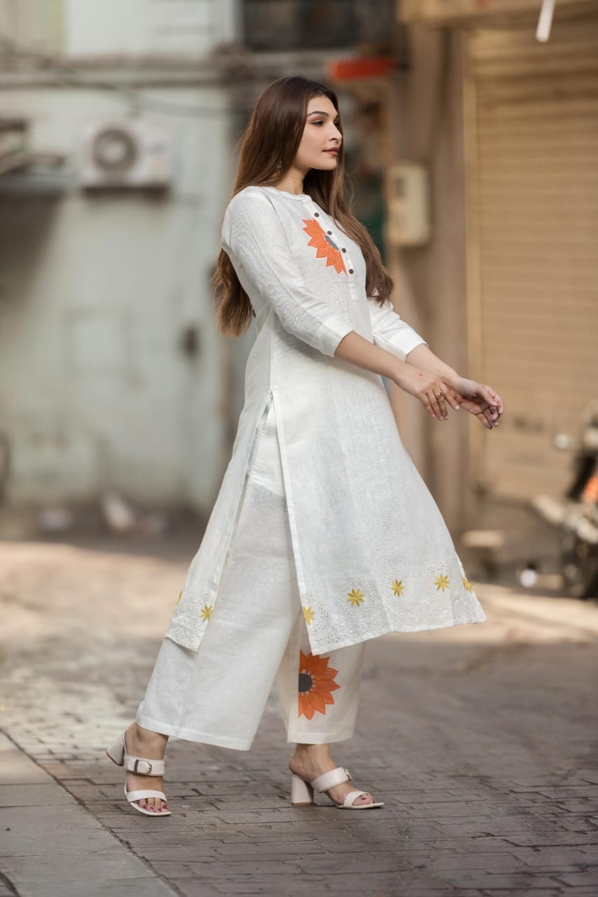 Shanaya Handpainted Kurta Set