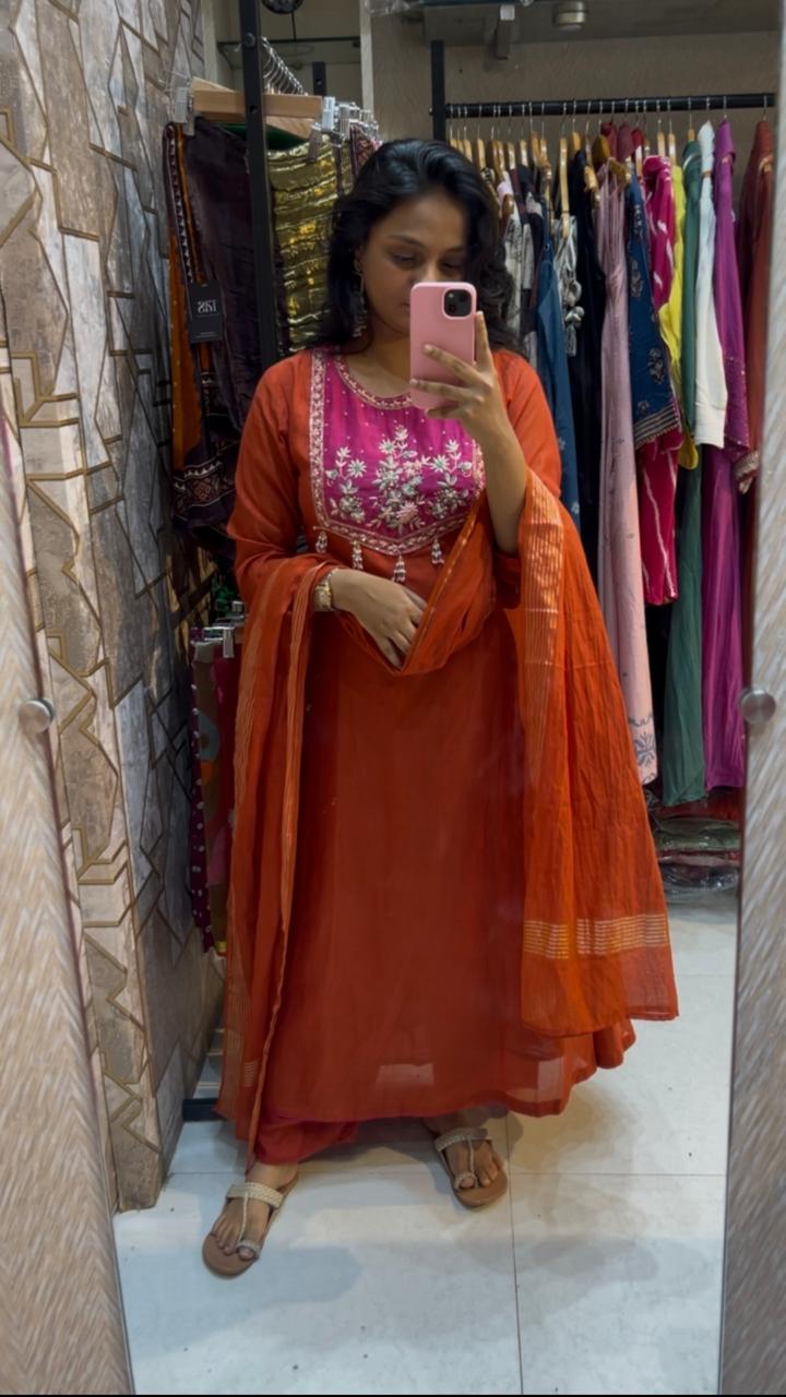Dhruvee Mul Chanderi Three Piece Set