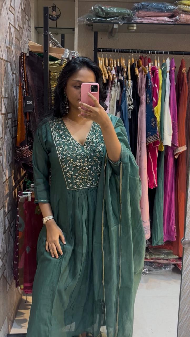 Kriti Mul Chanderi Three Piece Set