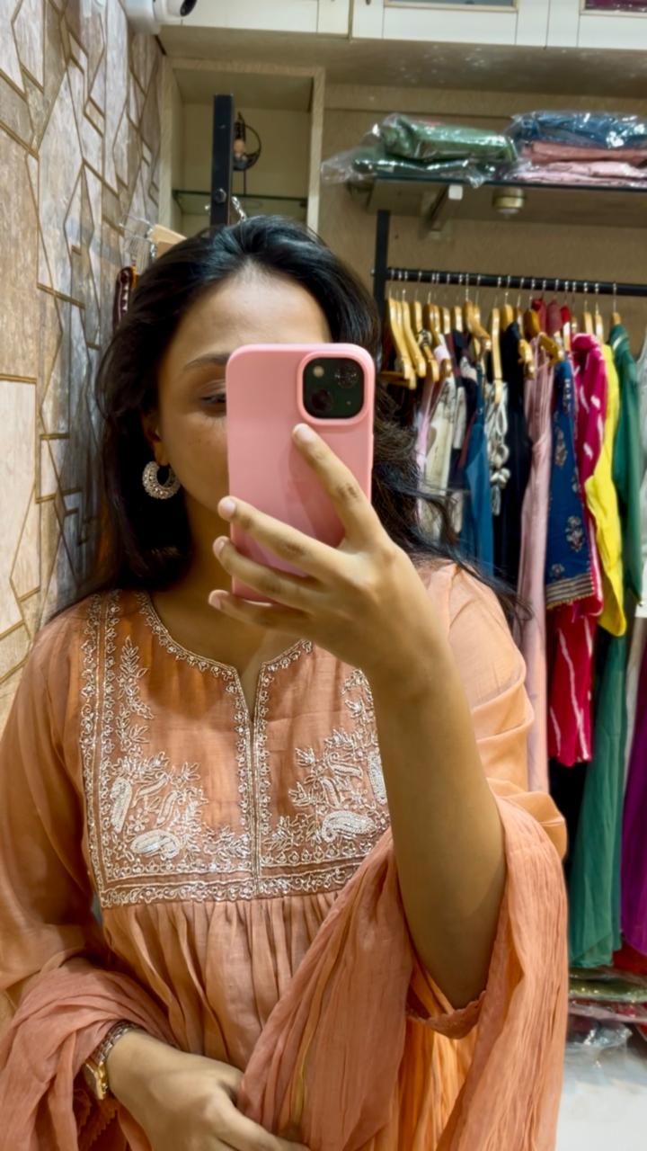 Hetvi Mul Chanderi Three Piece Set
