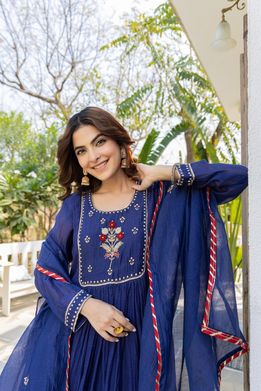 Zalak Mul Chanderi Three Piece Set