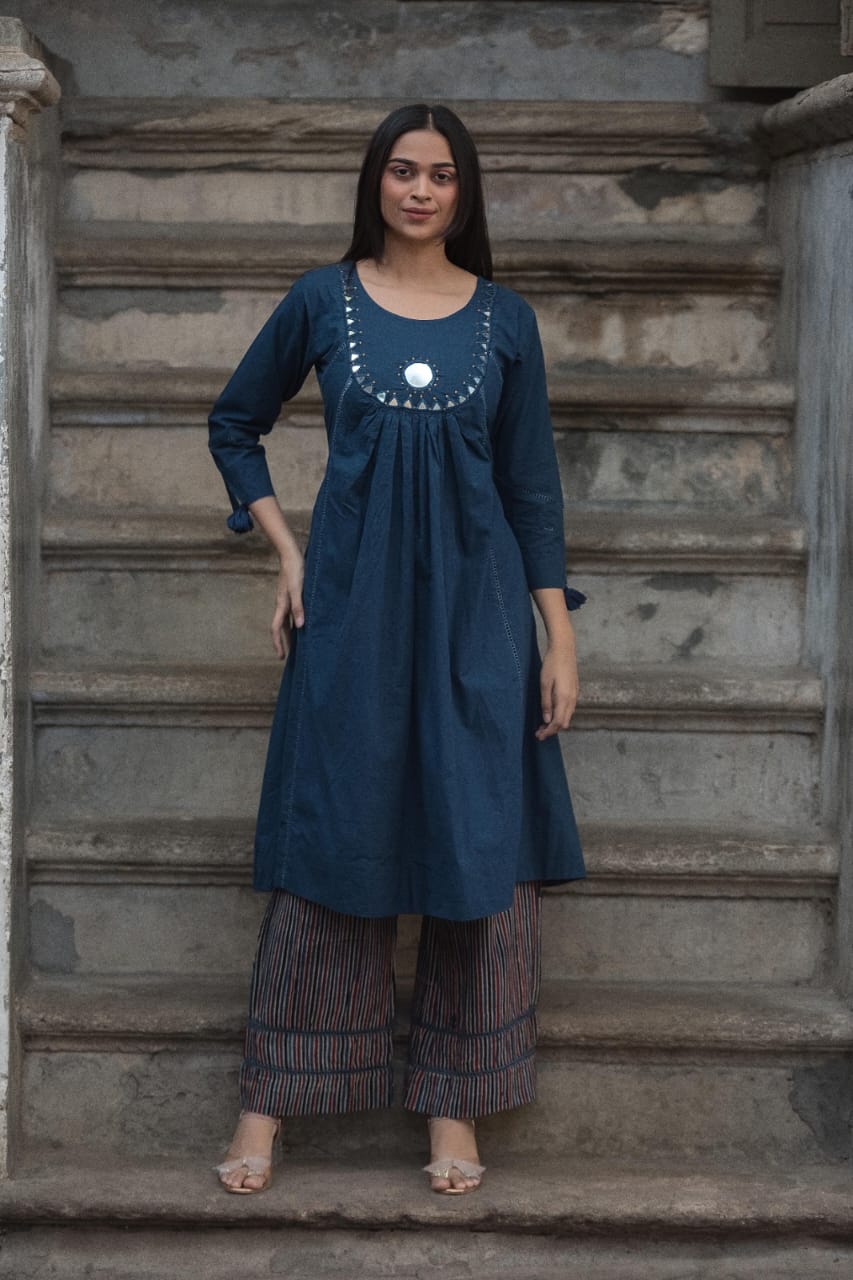 Meera Kurta Set