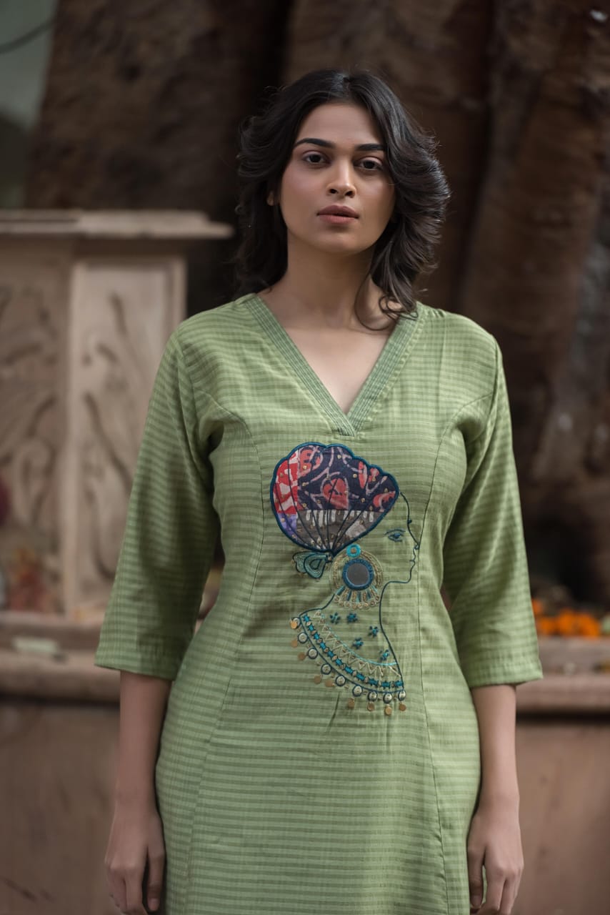 Naari 2.0 Kurta Set