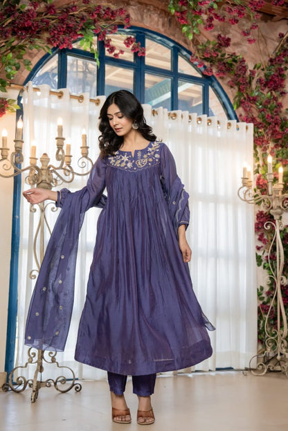 Rajvi Mul Chanderi Three Piece Set