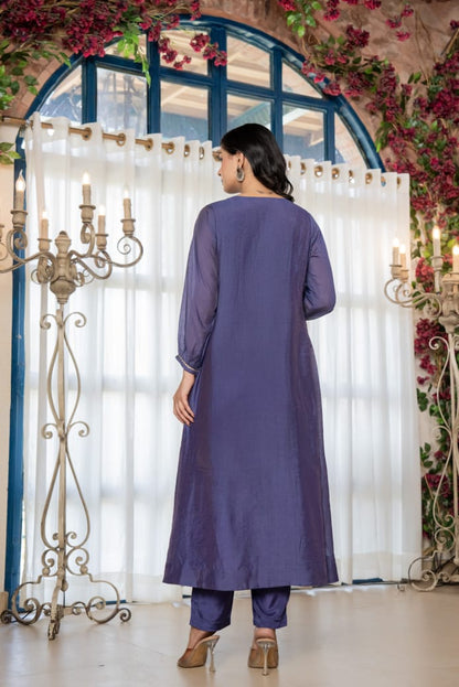 Rajvi Mul Chanderi Three Piece Set