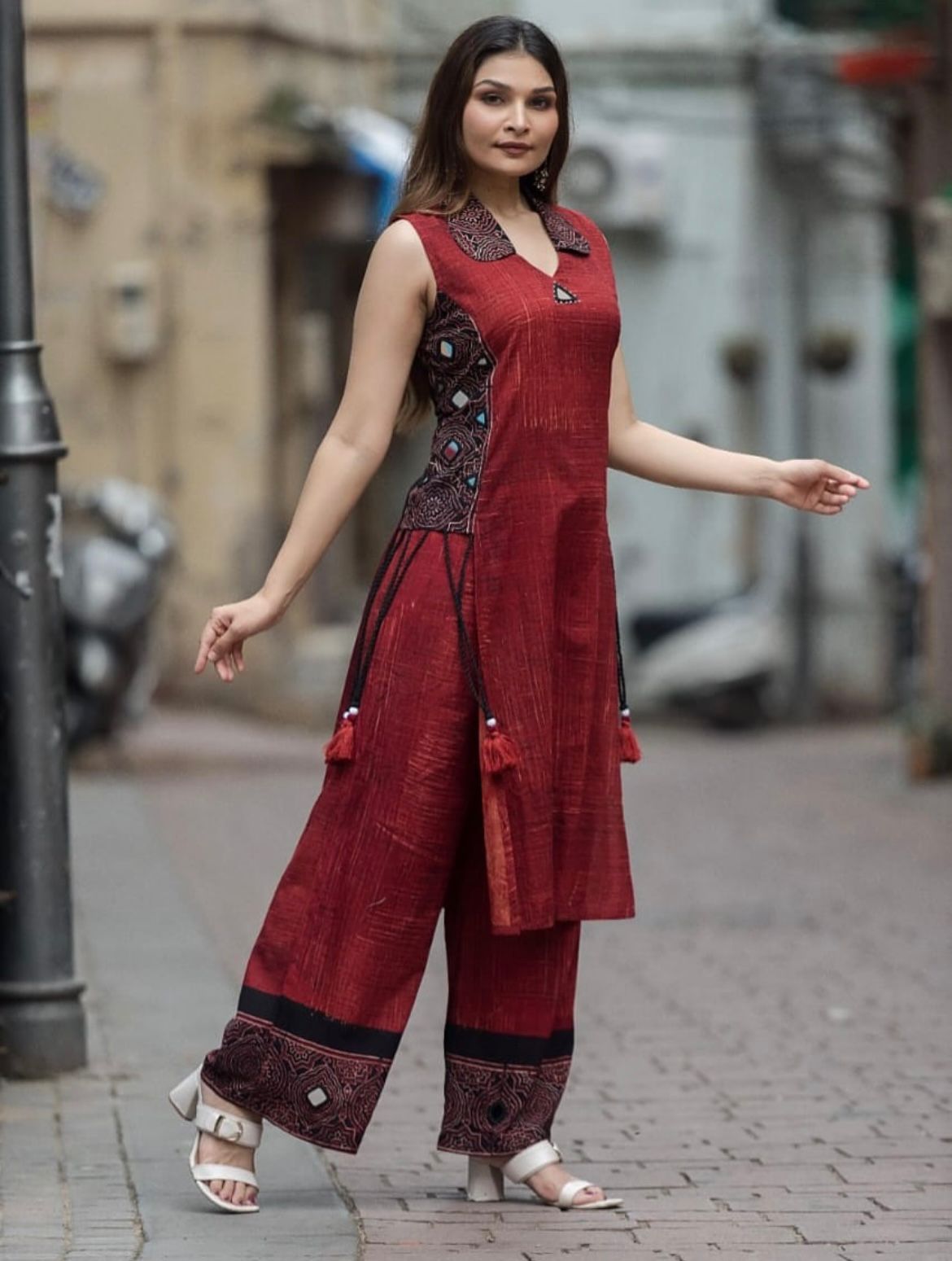 Anjali Tassles Kurta Set