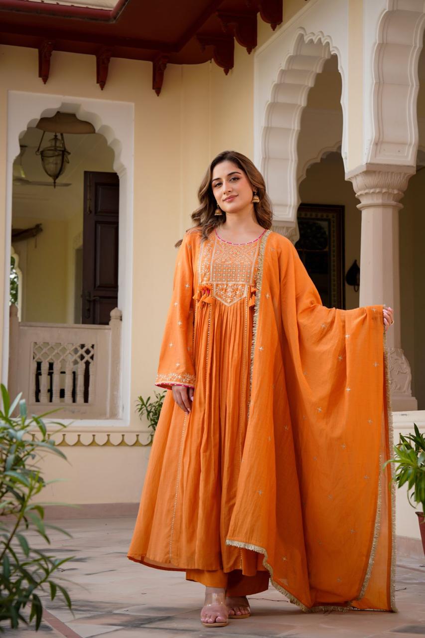 Manshi Tassles Set