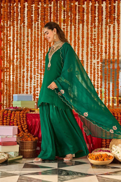 Srisha Pallazo Set